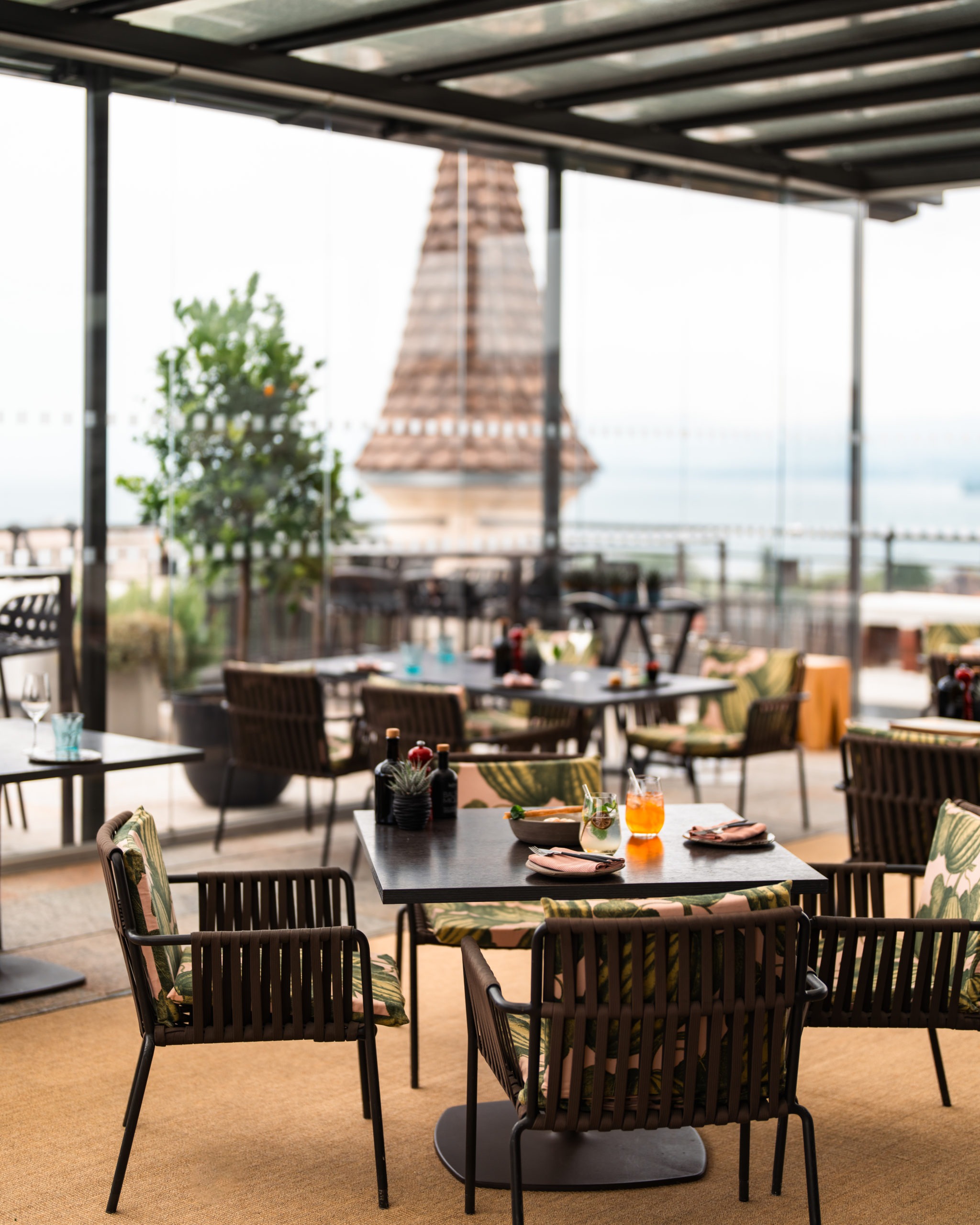 RGANDCO R5 02516 scaled