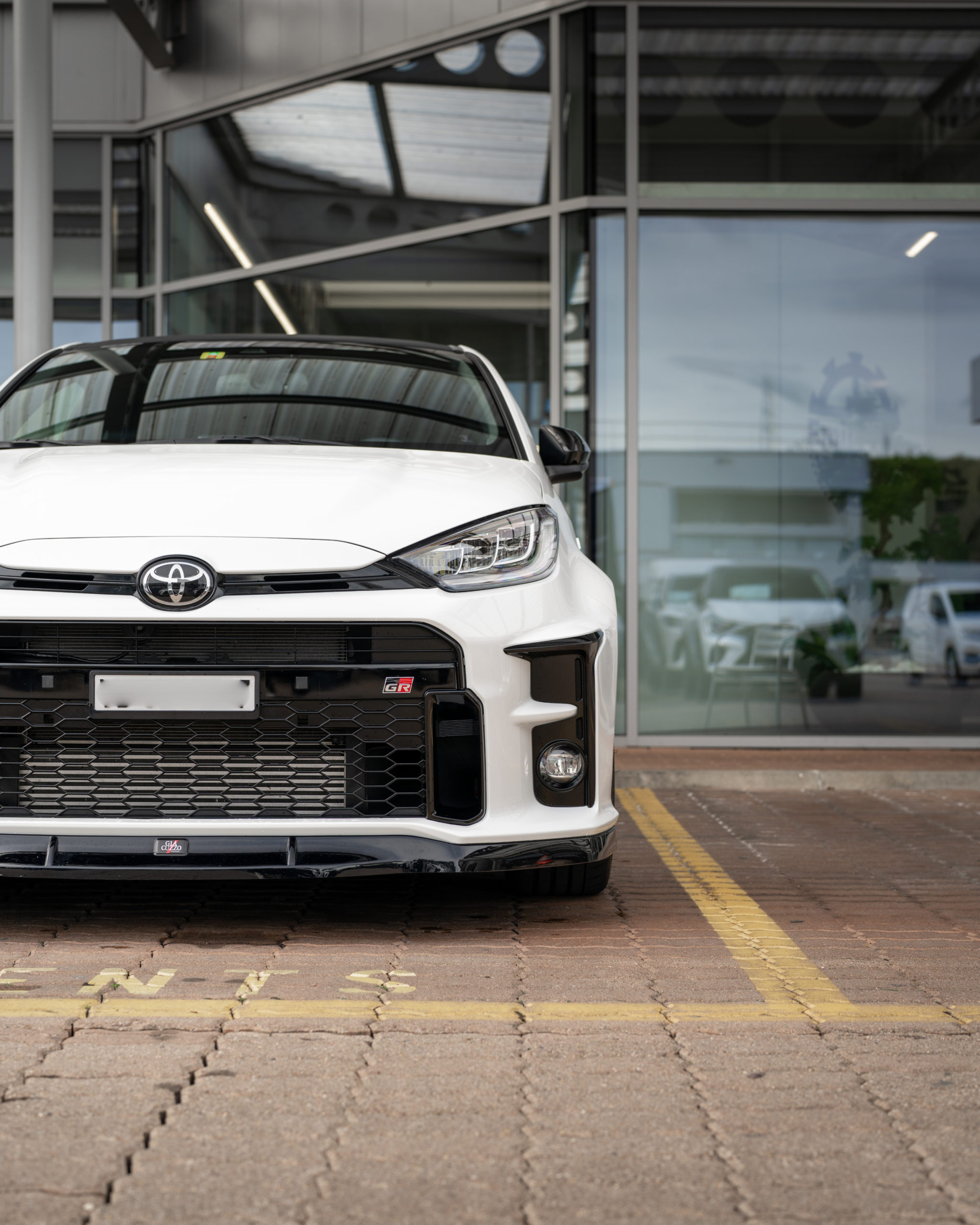 RGANDCO R5 05581 scaled