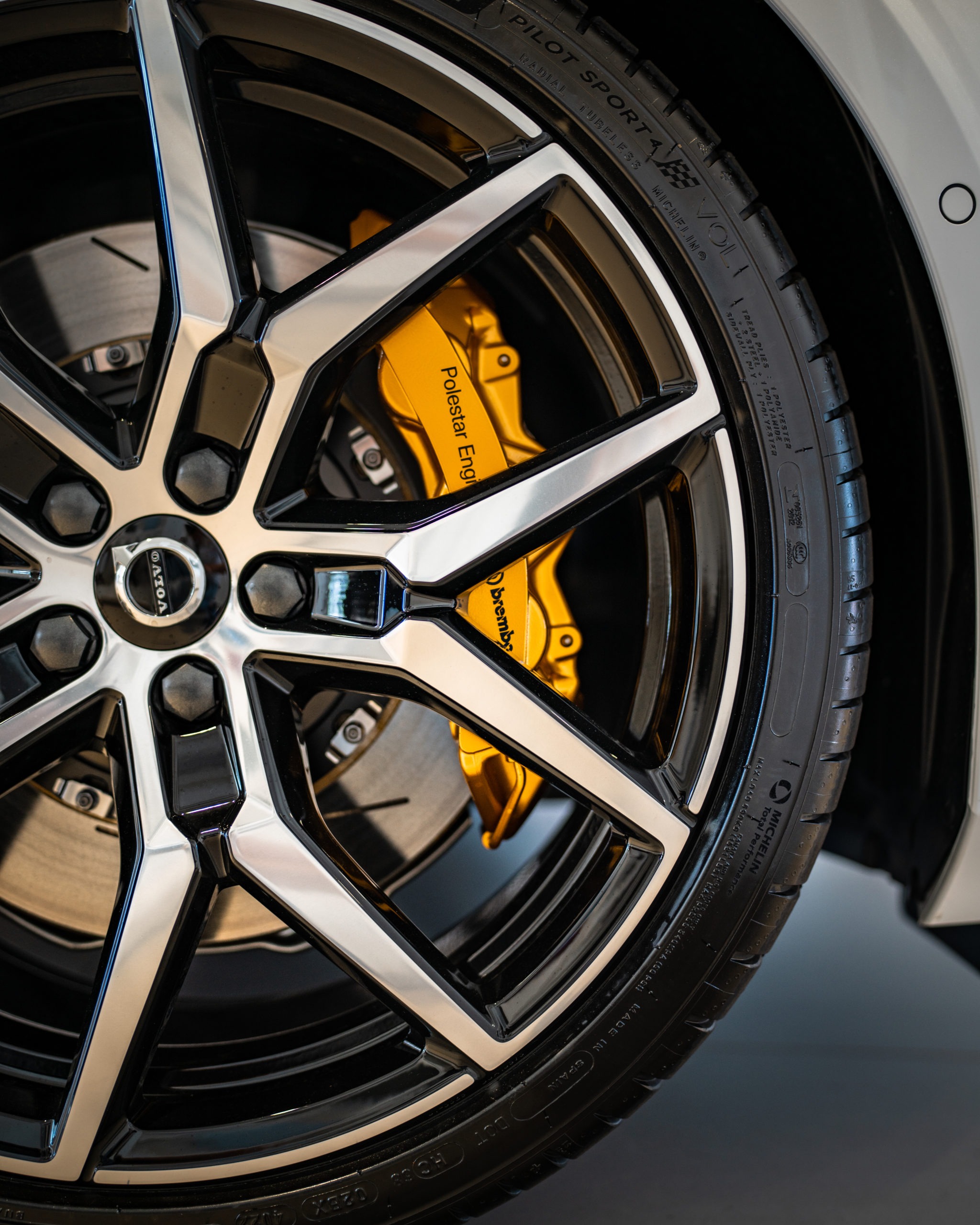 RGANDCO R5 07043 scaled